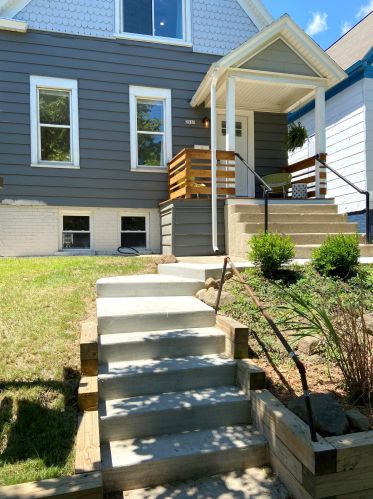 2963 Weil St, Milwaukee, WI 53212-2649