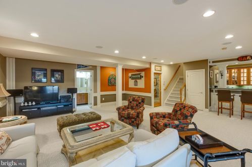 15089 Troon Ct, Haymarket VA  20169-3130 exterior