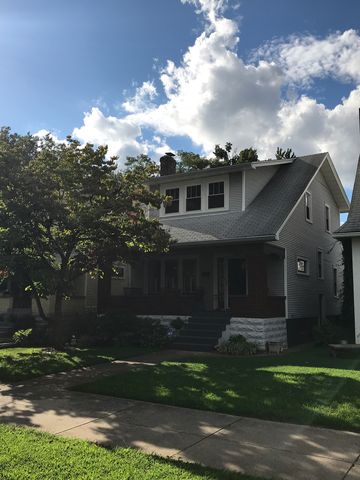1883 Ivanhoe Ct, Louisville, KY 40205-1435