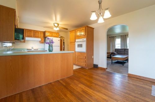 1747 Raymond Ave, Latrobe PA  15650-3040 exterior