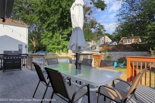 458 Center Ave, Middletown NJ  07748-5369 exterior