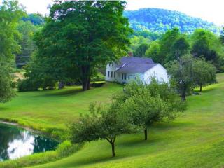 1805 Green River Rd, Brattleboro, VT 05301-8750