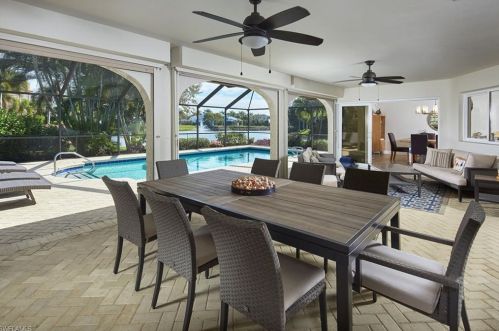 4916 Crayton Rd, Naples FL  34103-2440 exterior