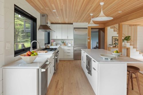 511 Breezy Hl Rd, Hillsdale NY  12529-5056 exterior