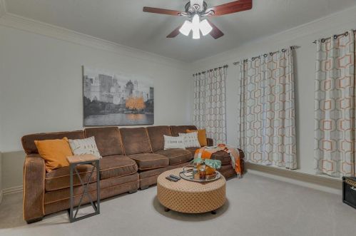 3101 Oak Crest Dr, Lewisville TX  75022-5268 exterior