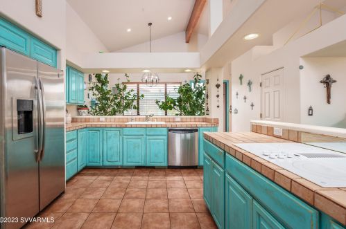 105 Castle Rock Trl, Sedona AZ 86336-6820 exterior