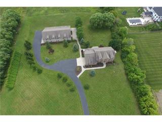 8251 Stitt Rd, Monclova, OH 43542-9400