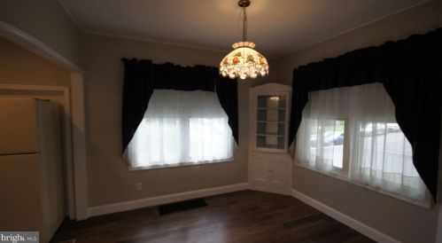 9 16th St, Camp Hill PA  17011-4801 exterior