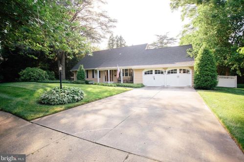 115 Treaty Elm Ln, Tavistock NJ  08033-3415 exterior