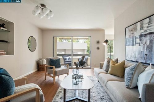 466 Crescent St, Oakland CA 94610-2662 exterior