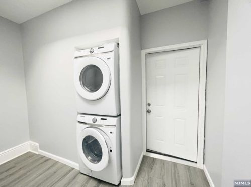 1303 9th St, North Bergen NJ  07047-1735 exterior