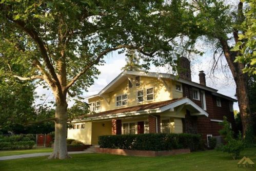 822 Oleander Ave, Bakersfield, CA 93304-3552