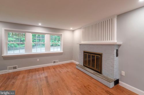 15 Cedar Hollow Rd, Paoli PA  19301-1739 exterior