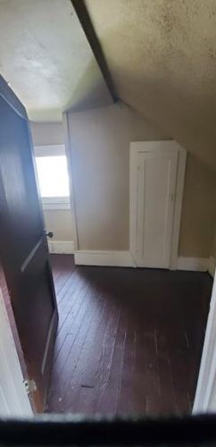 5 Laurel Ave, New Castle PA  16101-2353 exterior