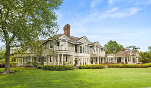 221 Centre Island Rd, Muttontown, NY 11771-4909
