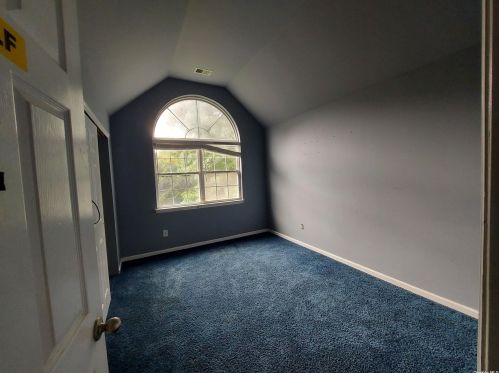 111 Crystal Brk Holw Rd, Mount Sinai NY  11766-2024 exterior