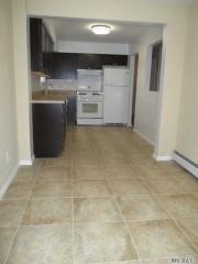 723 Park Ave, East Atlantic Beach NY  11561-2621 exterior