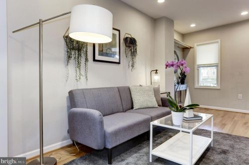 1816 Minnesota Ave, Washington DC  20020-5420 exterior