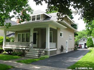 210 Park St, Canandaigua, NY 14424-1210