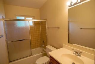 3912 Moonbeam Dr, Sacramento CA  95827-3708 exterior