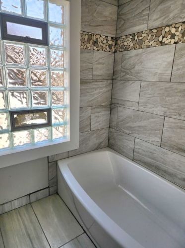 1311 Neshannock Blvd, New Castle PA  16105-2432 exterior