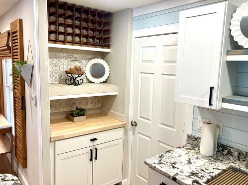 1011 4th Pl, Cape Coral FL  33990-1521 exterior