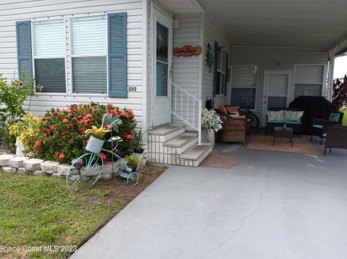 606 Royal Tern Dr, Sebastian FL  32976-7360 exterior