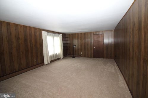 502 6th St, Lansdale PA  19446-2742 exterior