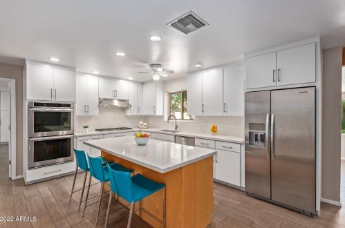 6507 Paradise Dr, Scottsdale AZ 85254-5175 exterior