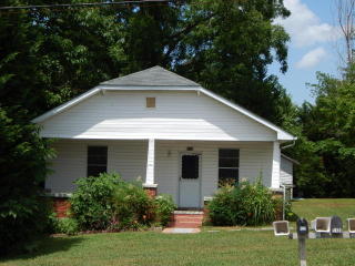 1130 Fielding Dr, Maryville, TN 37804-5228