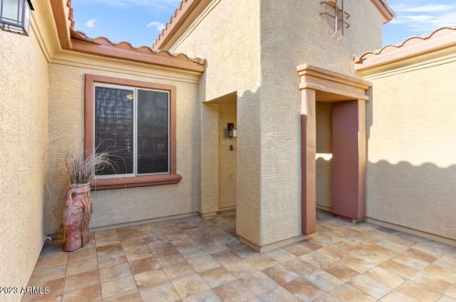 18766 Summerbreeze Way, Sun City, AZ 85374-8602