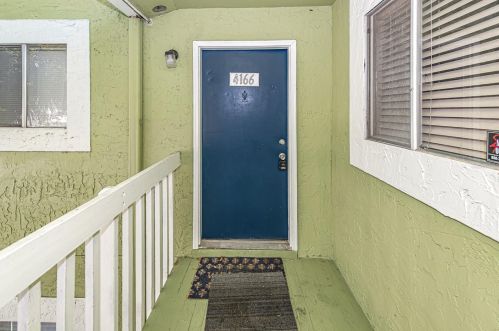 4166 Plantation Cove Dr, Orlando, FL 32810-3533