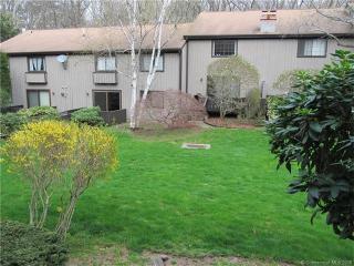 3379 Whitney Ave, New Haven, CT 06518-1932