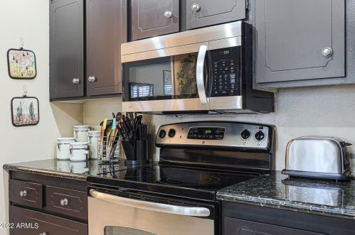 10850 Brookside Dr, Sun City AZ 85351-1013 exterior