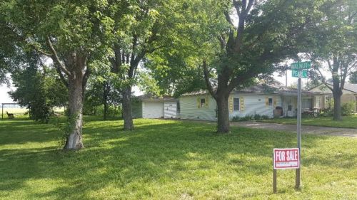1360 Pearl St, Taylorsville, IN 47280-7785