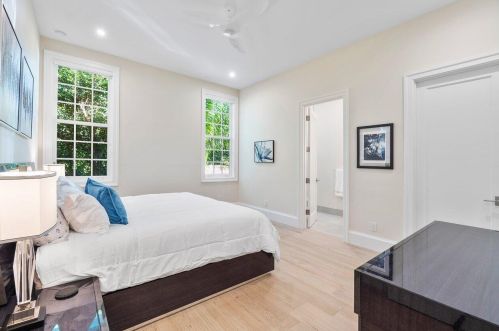 7 Country Rd, Boynton Beach FL  33436-5609 exterior