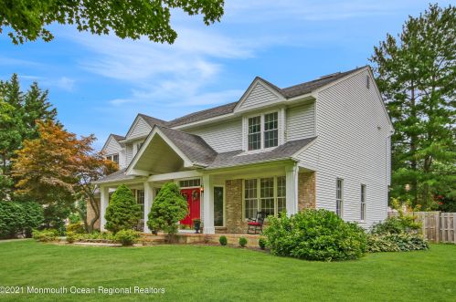 13 Tower Rd, East Freehold, NJ 07728-4380