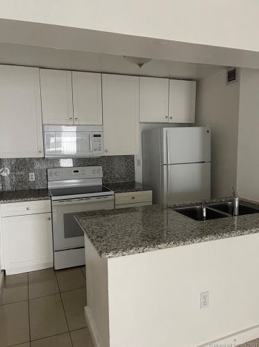 4450 16th Ave, Hialeah, FL 33012-7134