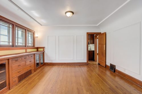 2963 52, Milwaukee WI 53210-1610 exterior