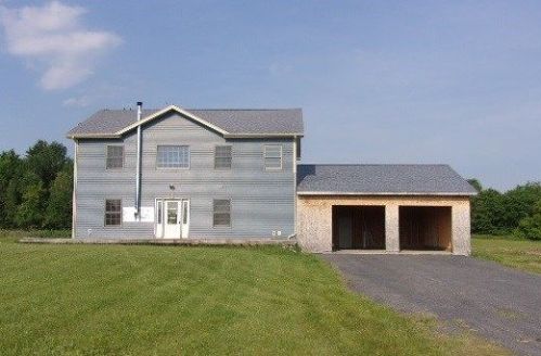 305 Letson Rd, Mooers, NY 12958-4141