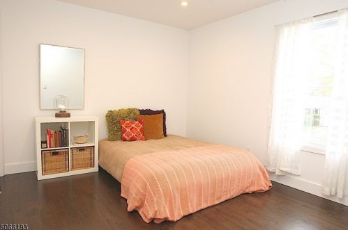 15 Carlton Dr, Montclair NJ  07043-2603 exterior