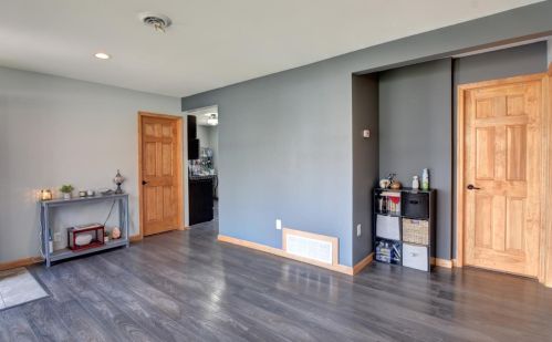 2146 Rush Pl, Gary, IN 46405-1259