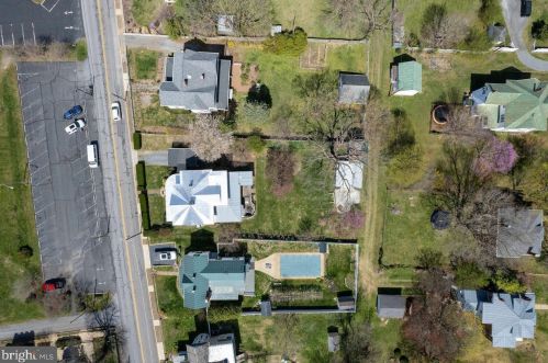 5 Amiss Ave, Richmond National Battlefiel VA  22835-1309 exterior