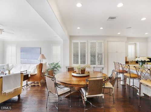 1531 Viewpoint Dr, Oxnard CA  93035-2157 exterior