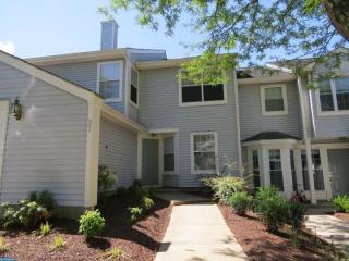 21 Heritage Blvd, Princeton NJ  08540-7056 exterior