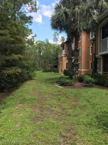 1885 Florida Club Dr, Naples FL  34112-8704 exterior