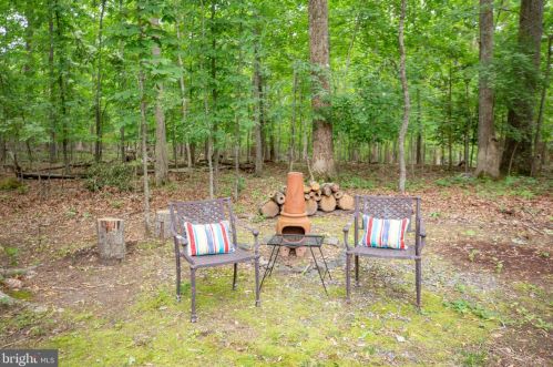 713 Eastover Pkwy, Locust Grove VA  22508-5219 exterior