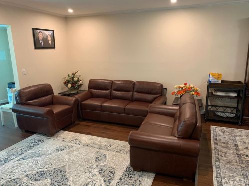188 Applegate Ln, East Brunswick NJ  08816-5017 exterior