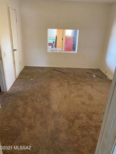 135 Blacklidge Dr, Tucson AZ 85705-3829 exterior