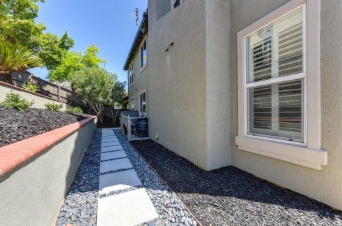 1573 Terracina Dr, Folsom CA  95762-5407 exterior